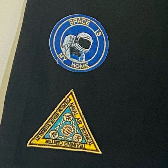 Finest Thread Luxury Goods-Black Shorts with Space Theme Patches - size 38 NWOT - Picture 8 of 12